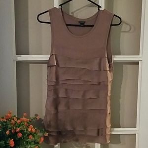 Ladies size m. Ann Taylor tiered tank.